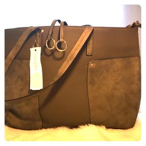 New Olive color 👜 Tote